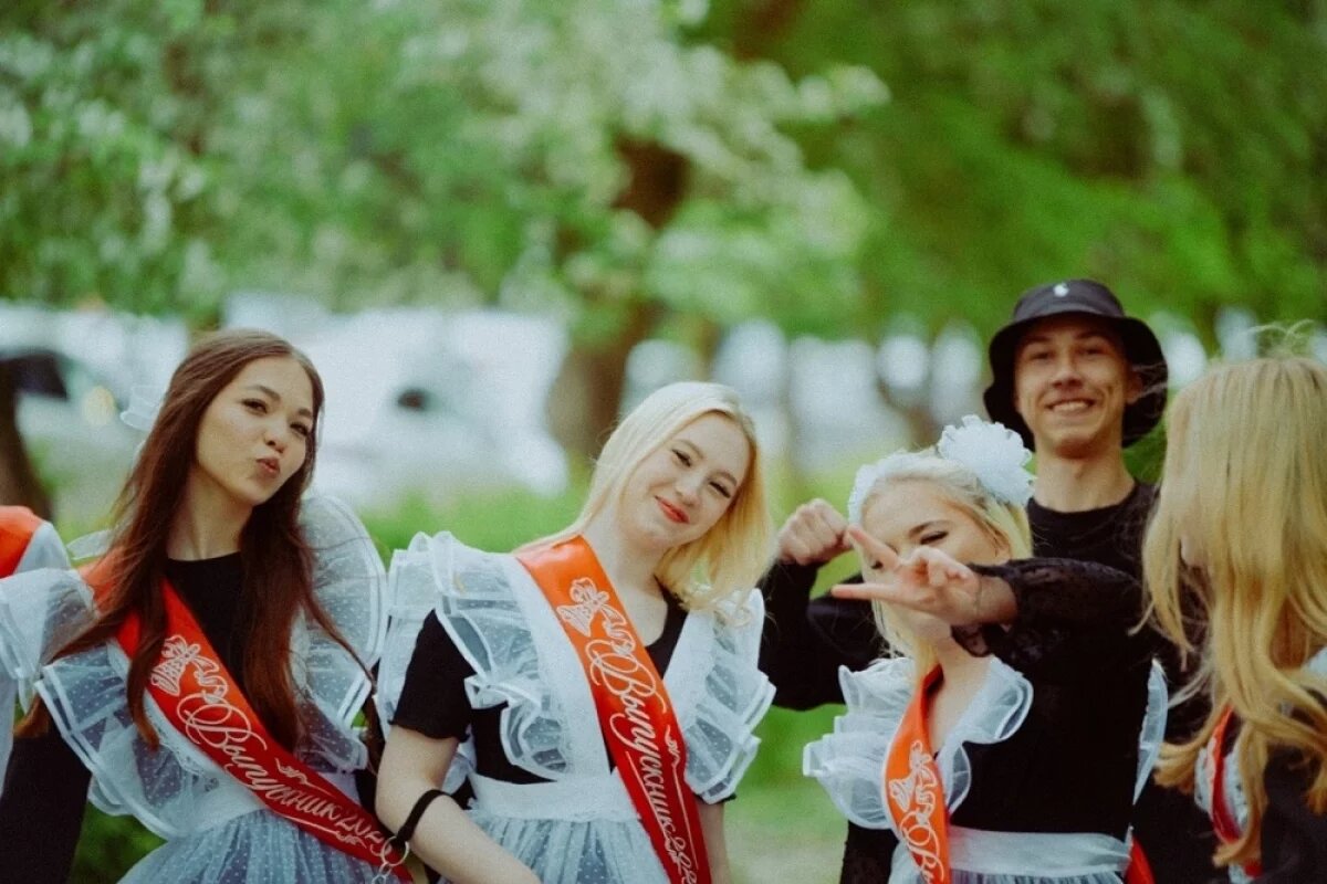    «Последний звонок» в Ростове прозвучал для 5,5 тыс. одиннадцатиклассников