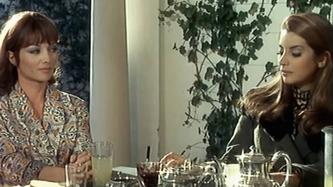 Кадр из фильма "Les Biches" / Лани (1968)