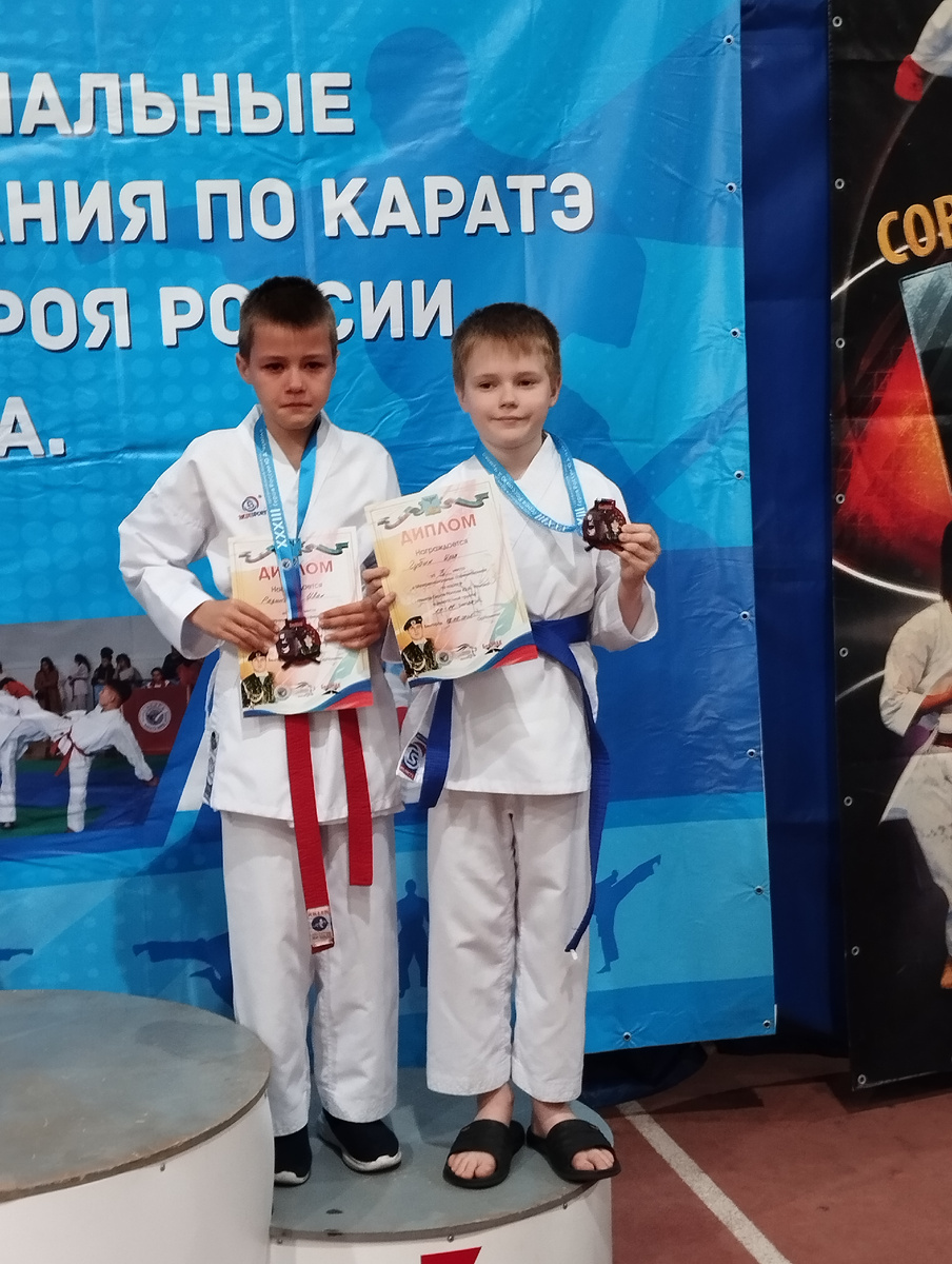 Третье место, после одного выигранного боя