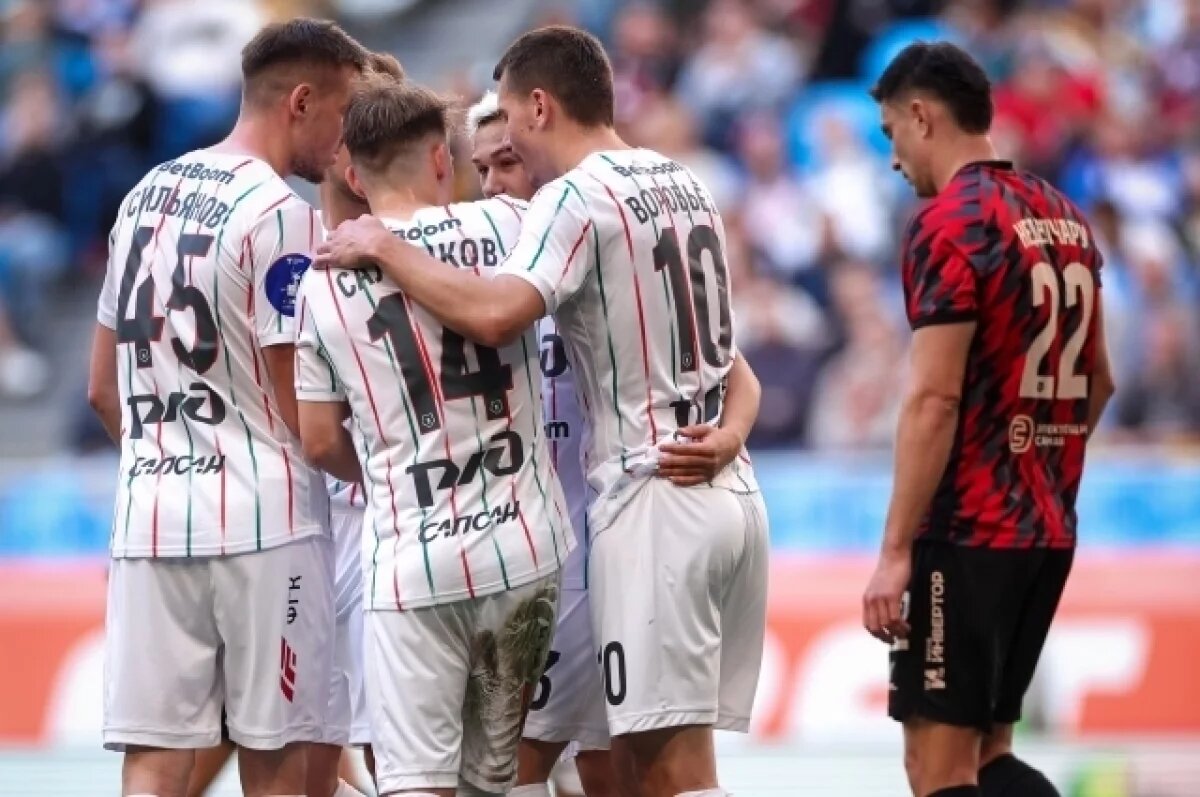    Тольяттинский «Акрон» проиграл последний матч сезона