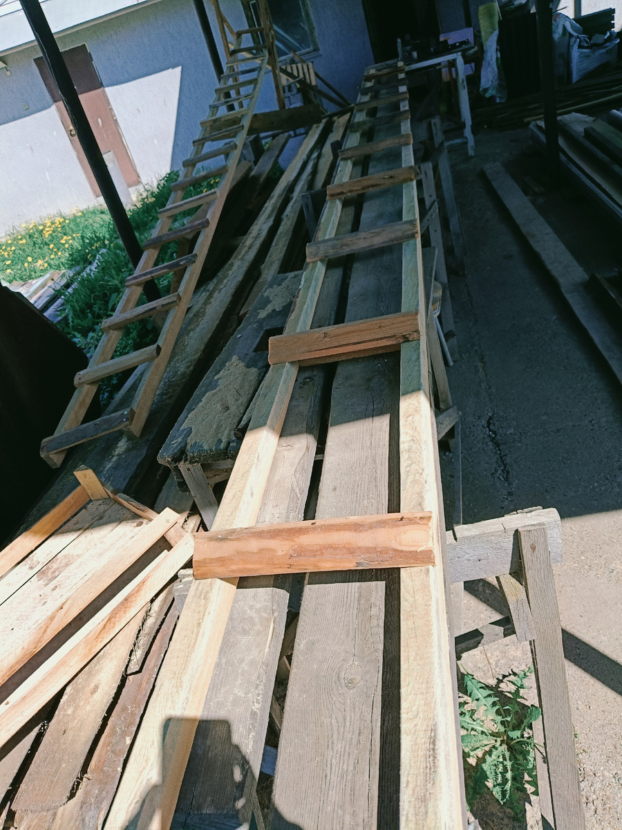 Сткпени размещаю с шагом 600 мм