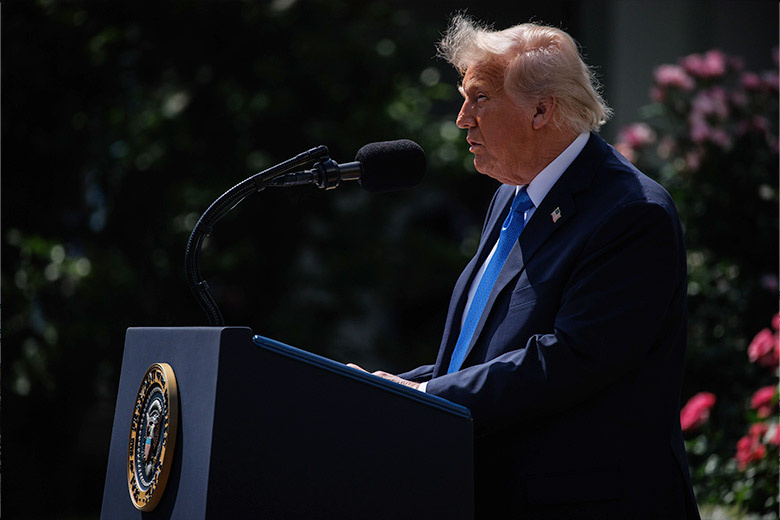    Samuel Corum — Pool via CNP/Global Look Press