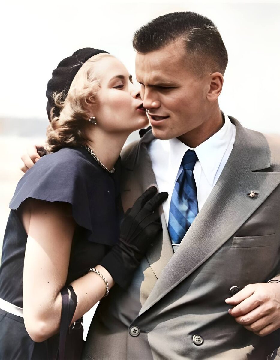 Грейс Келли со своим братом Джоном Келли младшим