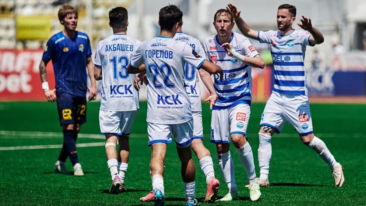    Футболисты «Черноморца».ФК «Черноморец»