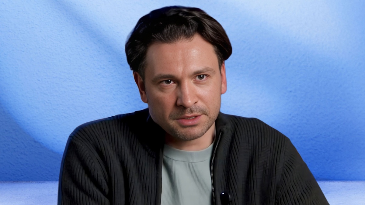 Актер Антон Хабаров