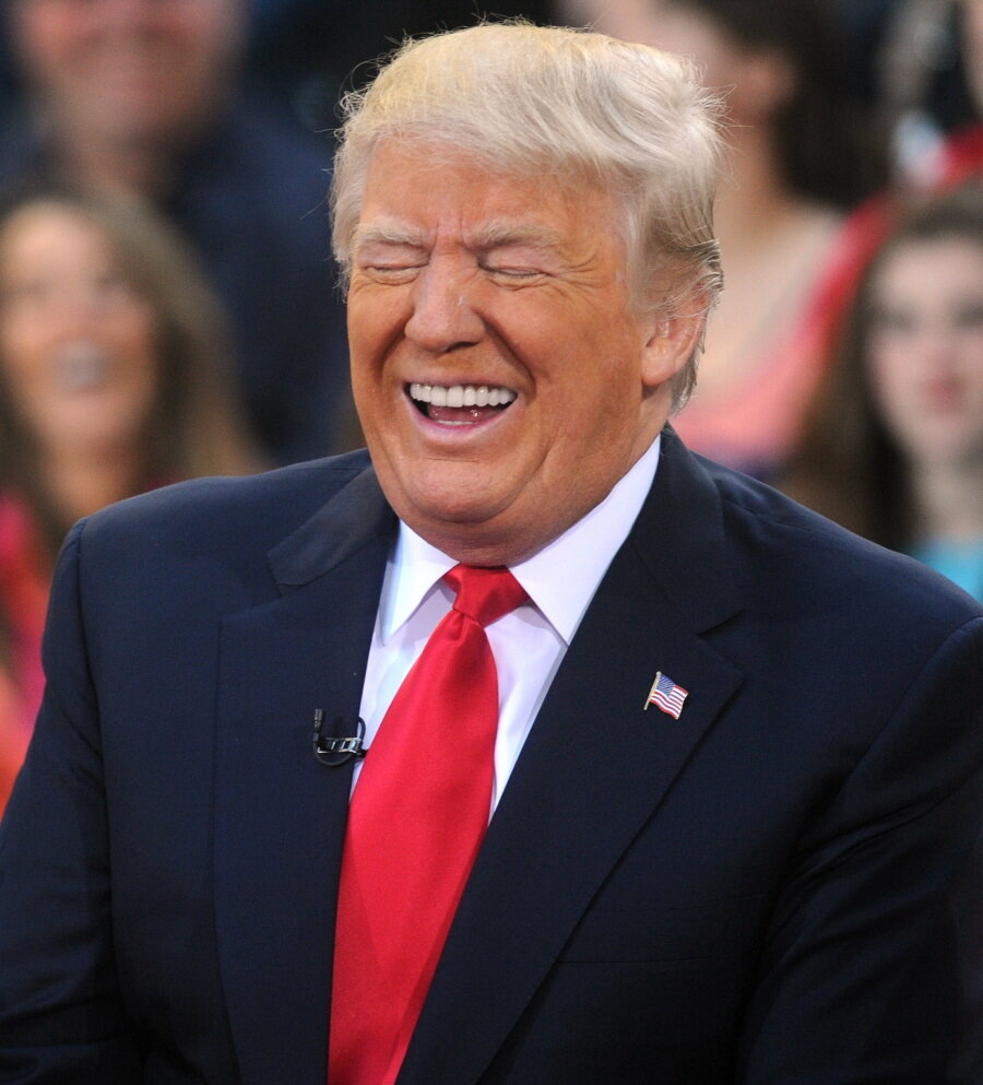 - Наивные-е-е...