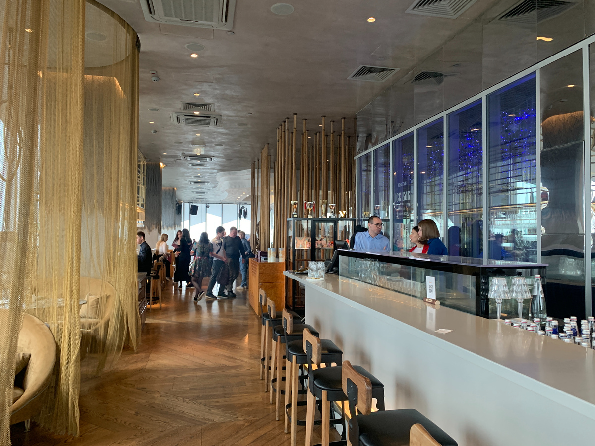 Интерьер ресторана Ruski