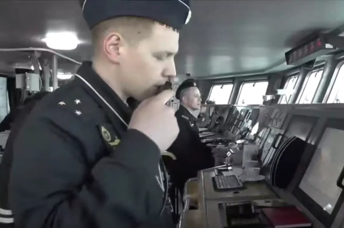    Глава МО Финляндии заявил о военном сопровождении «теневого флота» РФ