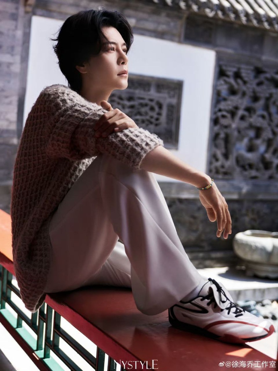 Актёр Сюй Хайцяо. Листайте галерею...