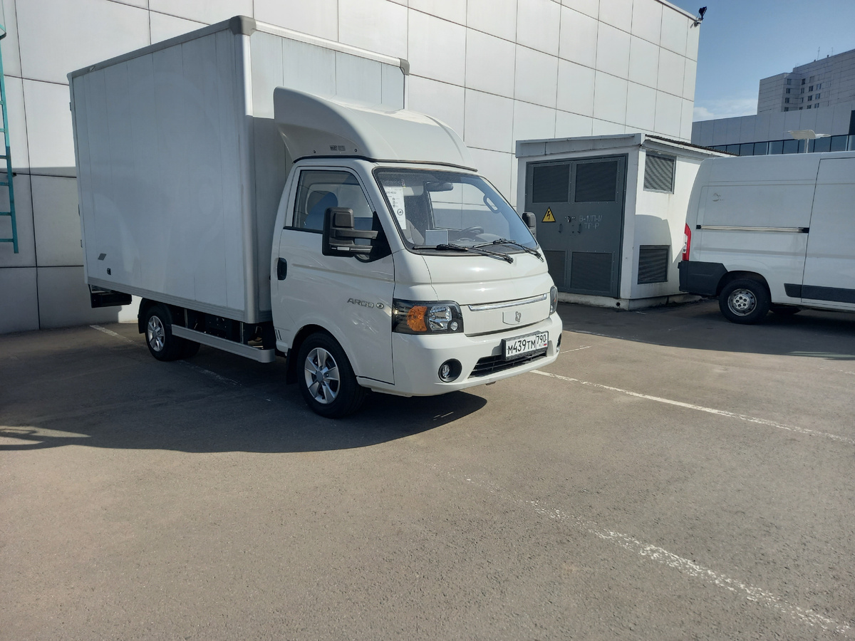 На рынке новых LCV доминируют отечественные бренды.