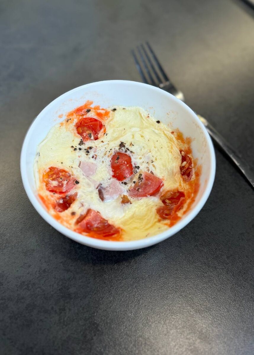 Белок и немного углеводов 