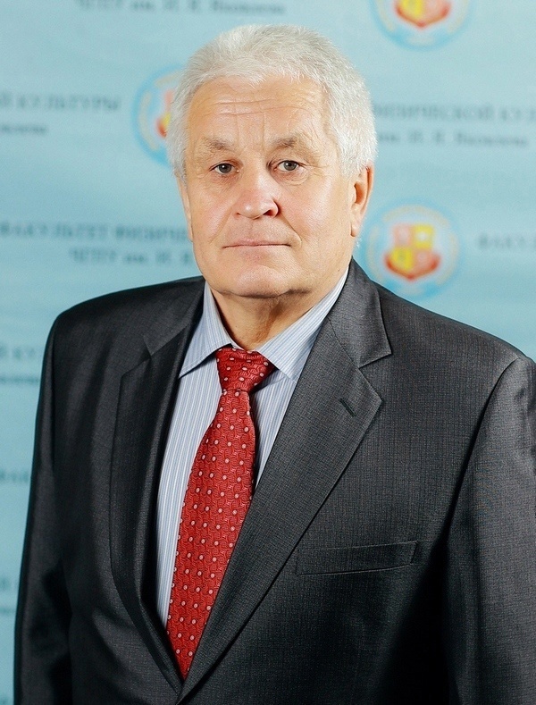 Отец Игоря Кожанова — Владимир Виссарионович Кожанов