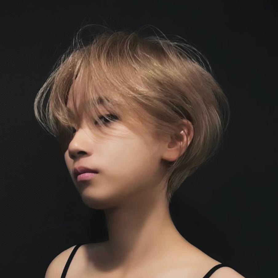 соцсети @director_hwan
Корейский боб.
