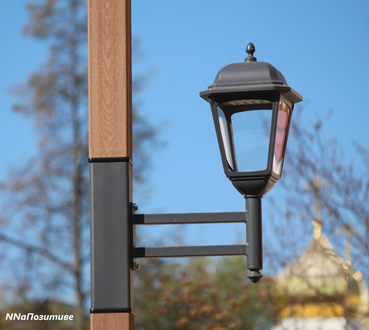 Фонари на улице Славянской