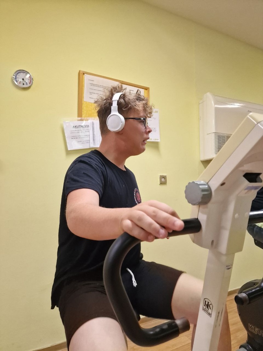 фото из санатория: даже 10 минут тяжеловато высидеть и делать одно и то же движение