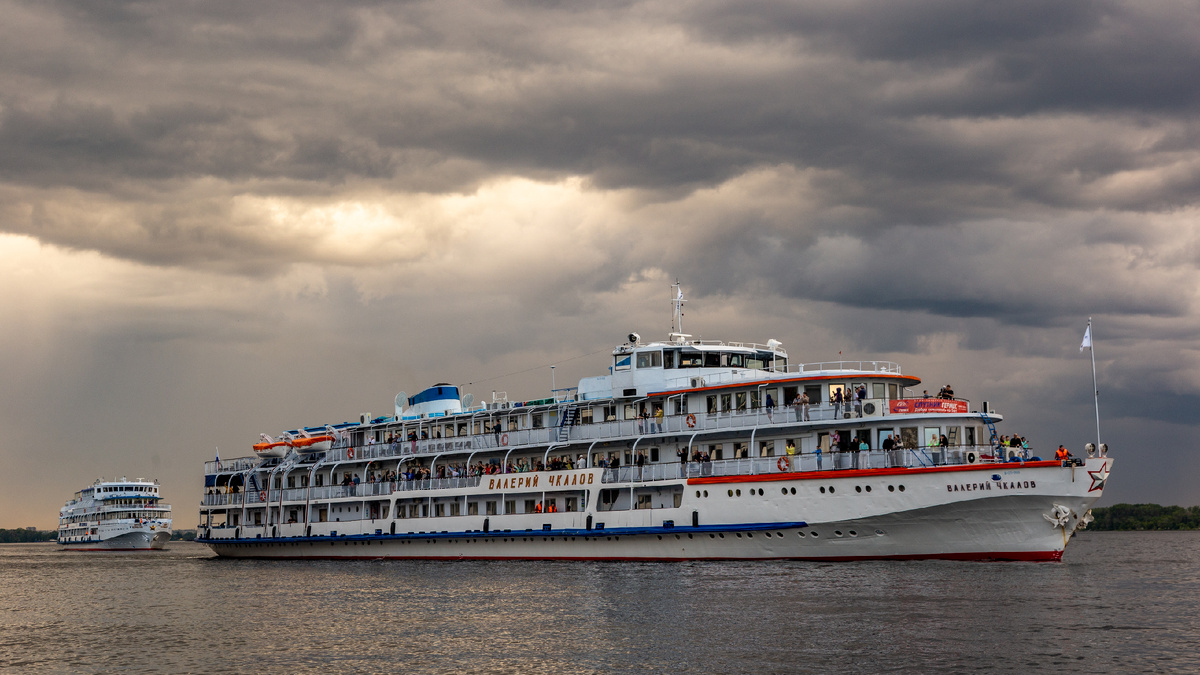 НАЧАЛОСЬ! ВАЛЕРИЙ ЧКАЛОВ и ХИРУРГ РАЗУМОВСКИЙ