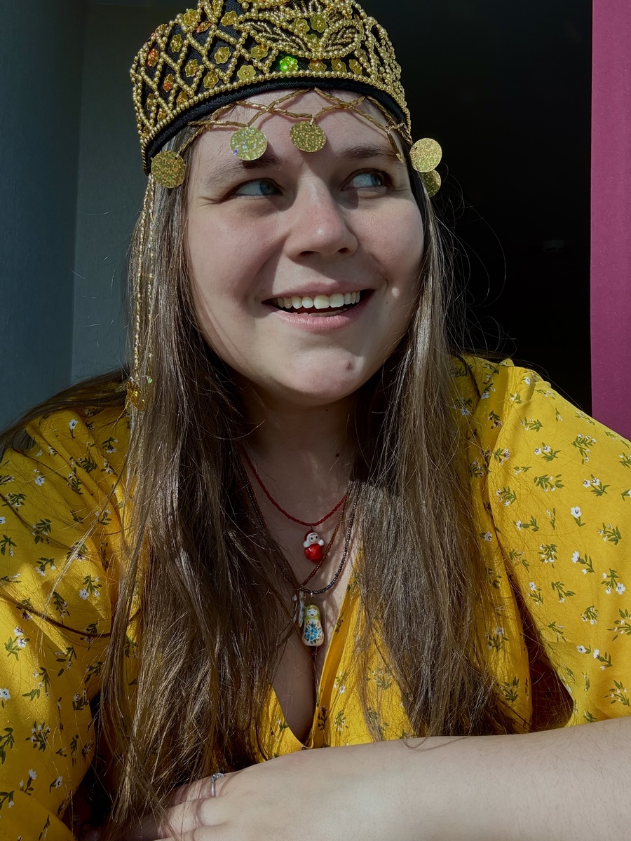 Я в национальном уборе 