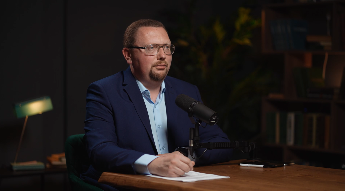 Николай, представитель компании.