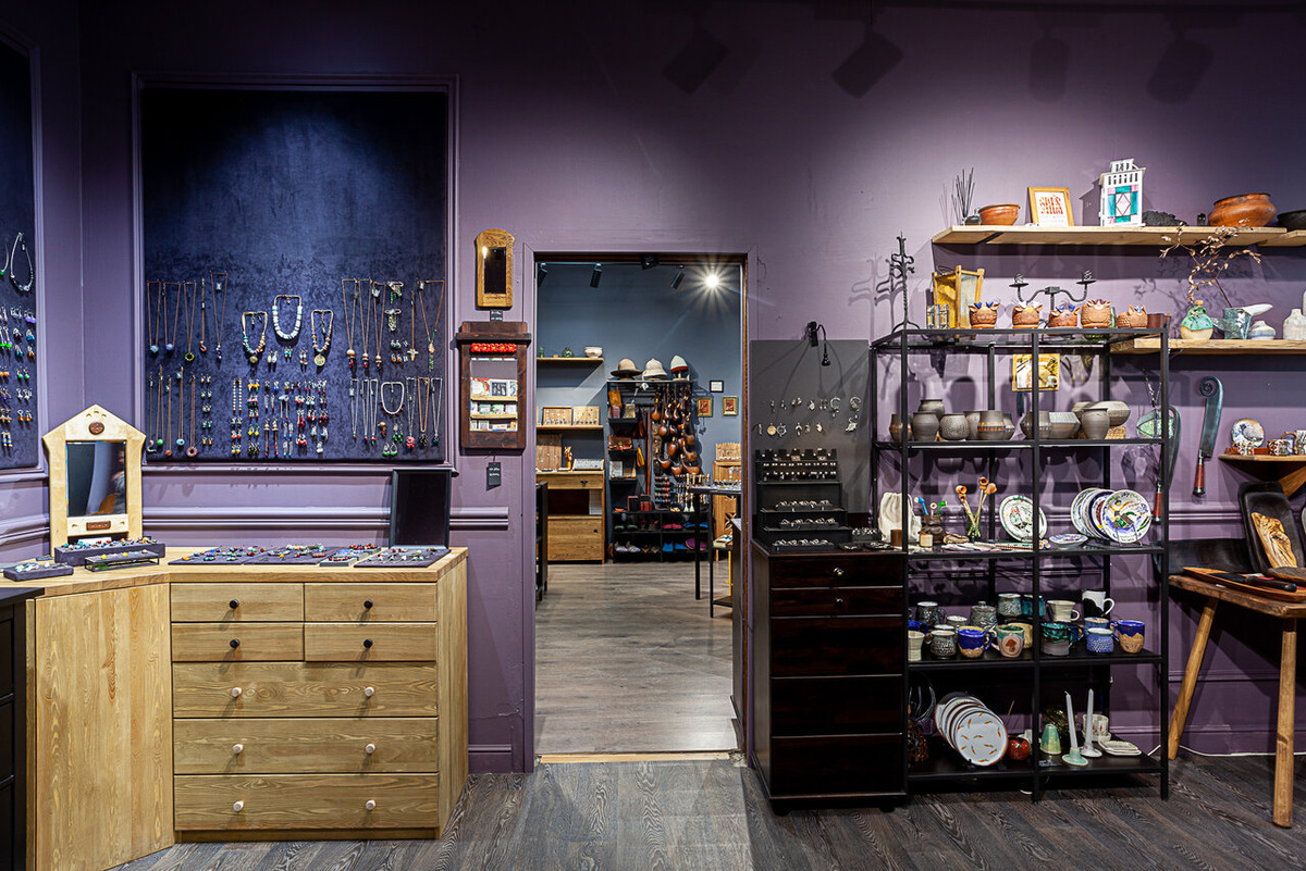 Магазин "Мангазея". Внутренний интерьер. Источник: Я.Карты.