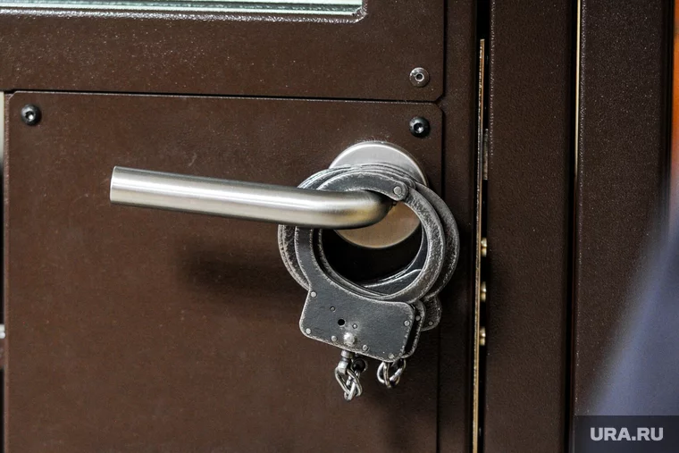 Подозреваемым грозит лишение свободы
Фото: Вадим Ахметов © URA.RU