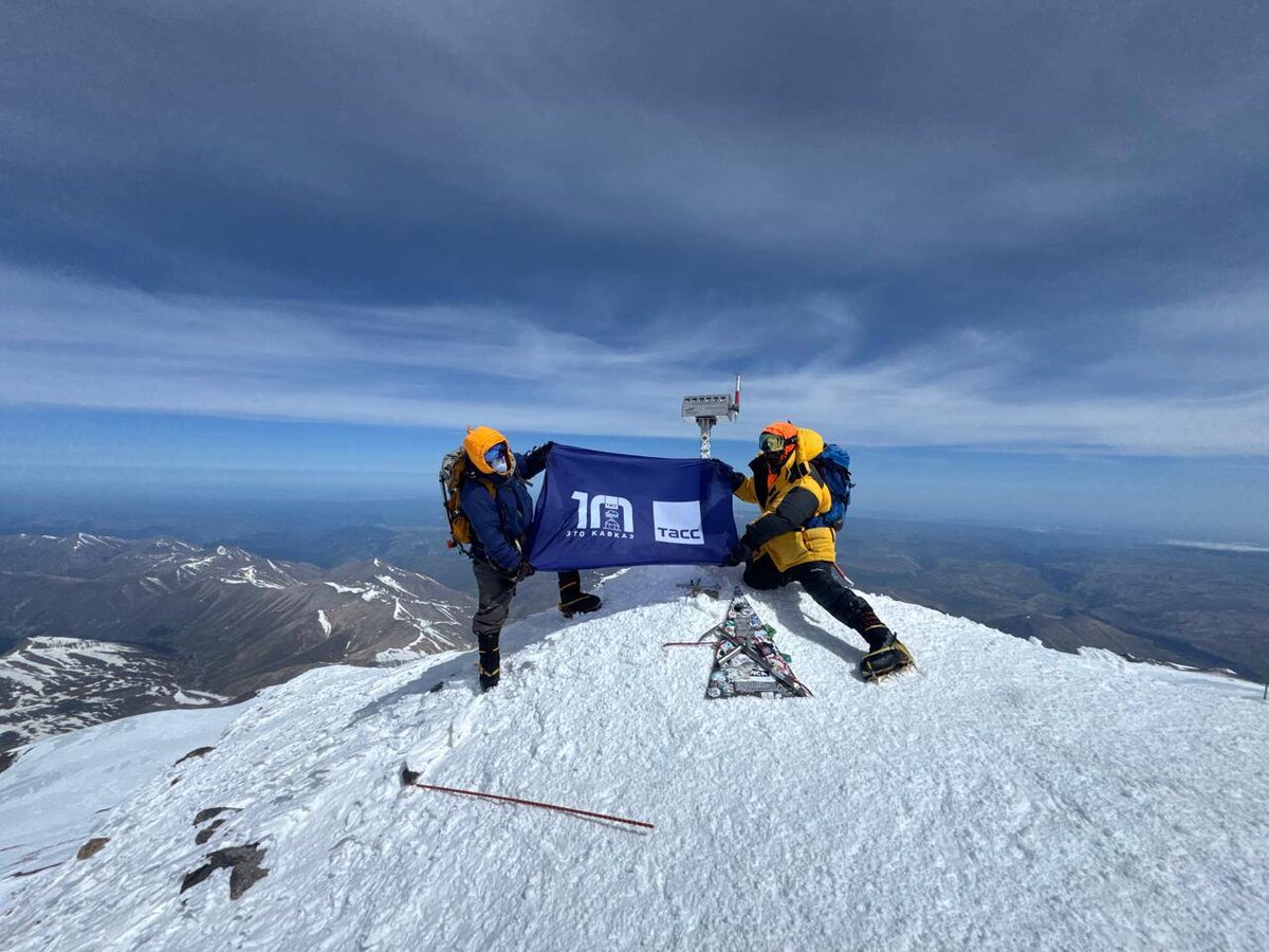 Фото: Эльбрусский высокогорный поисково-спасательный отряд МЧС России