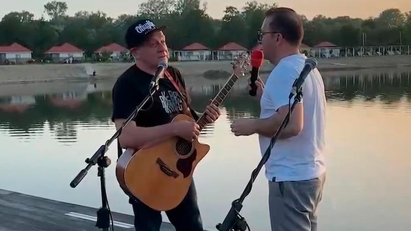    Лейся, музыка, музыка, музыка