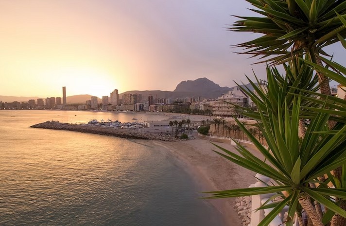    ru.freepik.com Кристина Мартова