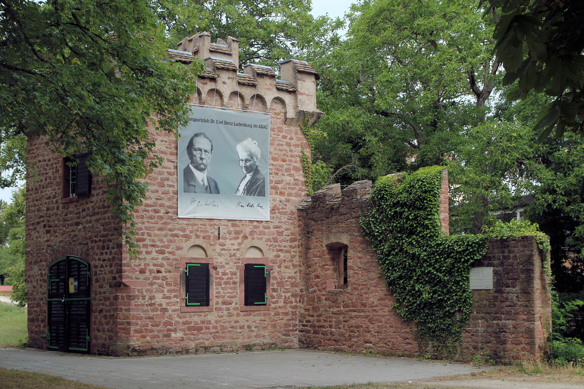 Carl-Benz-Garage in Ladenburg.Stefan Oemisch
