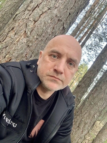 Два года назад публицист пережил покушение

