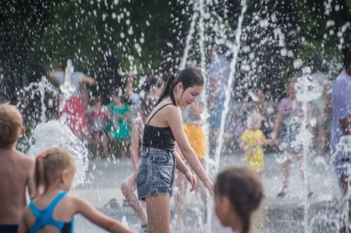    Роспотребнадзор рассказал, как пережить жару