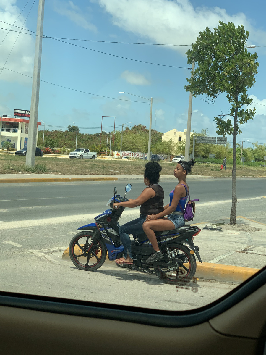 О местных жителях (фотогалерея)