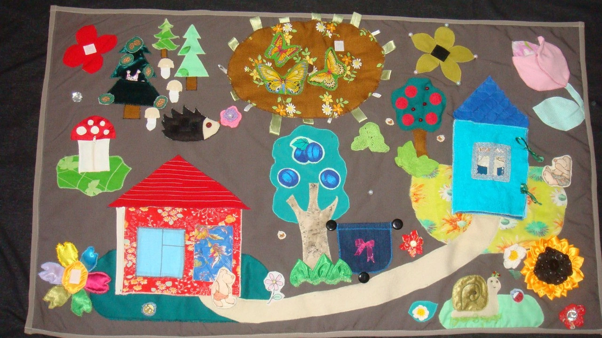 Мой первый в жизни сшитый развивающий коврик. 2013 год.