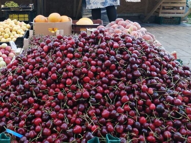     Черешня дает нагрузку на желчный пузырь. Фото: Архив МК в Великом Новгороде