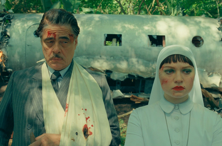 Листайте кадры.