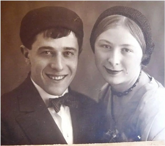 Семён Кирсанов и его жена актриса Клавдия Кирсанова (урождённая Бесхлебных), 1930-е.