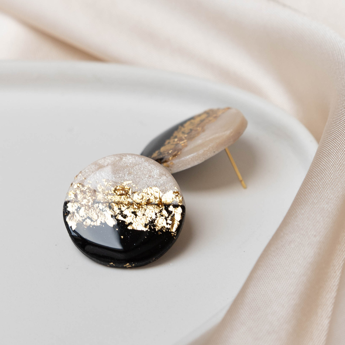 Серьги из полимерной глины. Автор - Анастасия Богданович