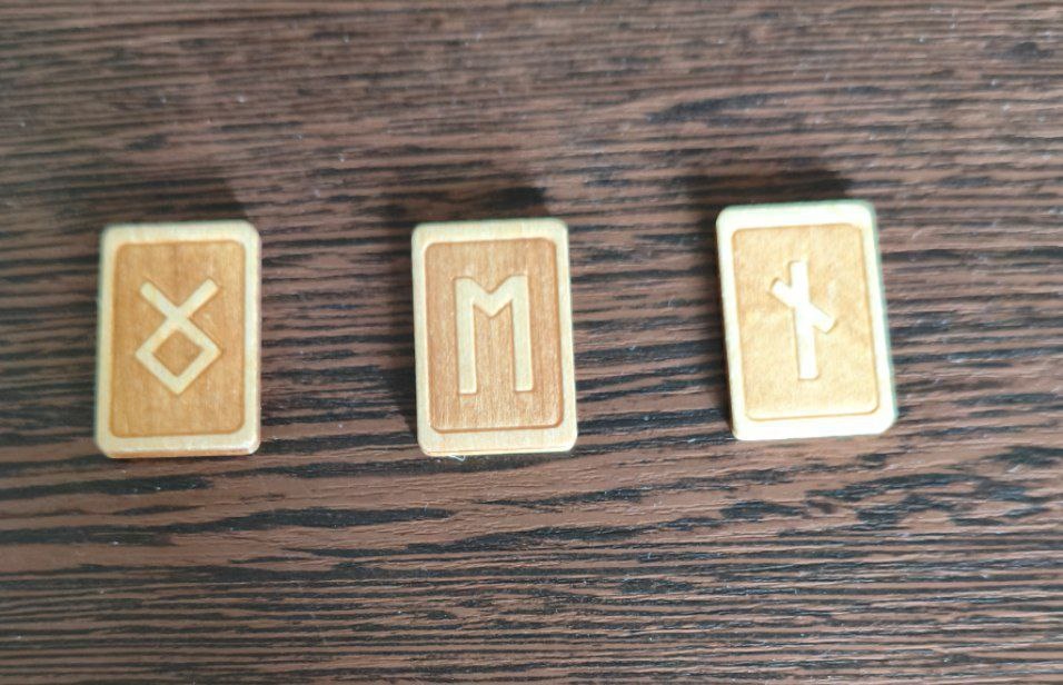 Как заслужить мечту? Отвечают руны.