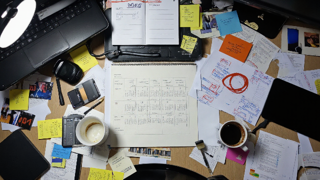 «Если бы бумаги могли кричать — они бы кричали».