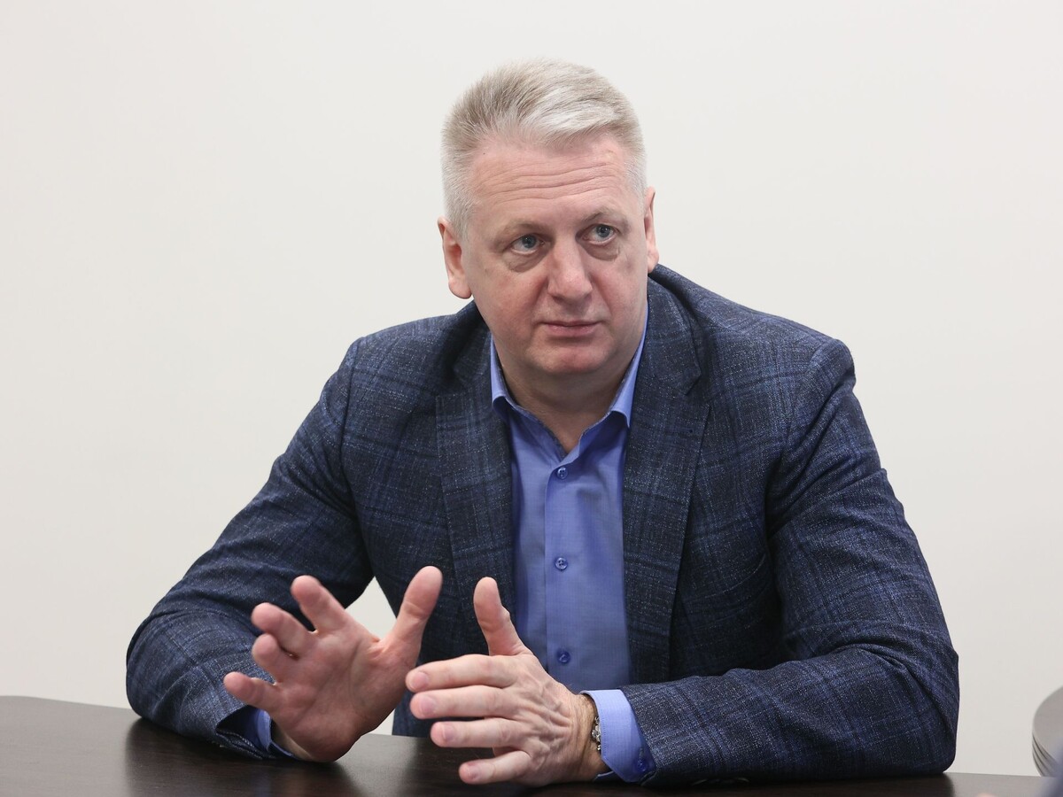 Генеарльный директор красноярского "Енисея" рассказал о дефиците игроков, росте их зарплатных амбиций и других беспокойных тенденциях российского волейбола. Фото: Дмитрий Шабалин