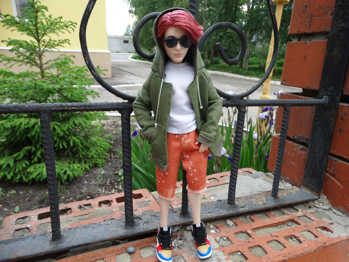 Найдите пасхалку. Фото моё.