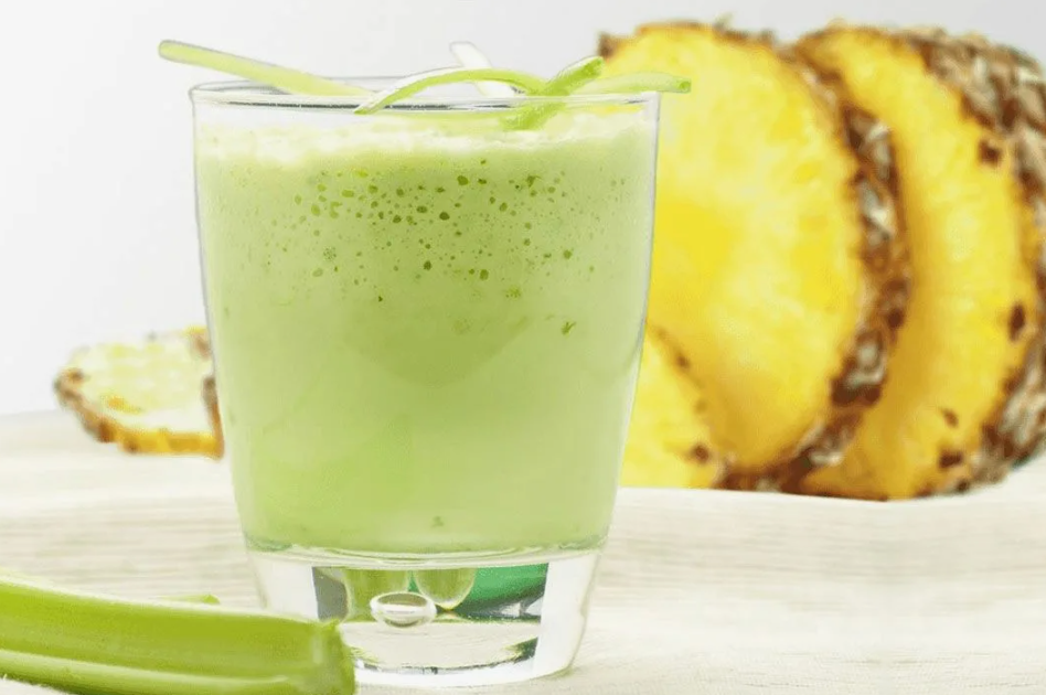 Смузи из огурца и ананаса. Источник фото Pinterest