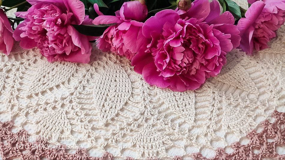 На фото моя новая салфетка. Расскажу о ней отдельно