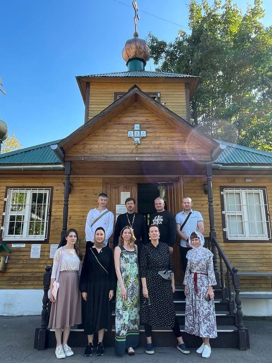 После молебна с отцом Андреем 