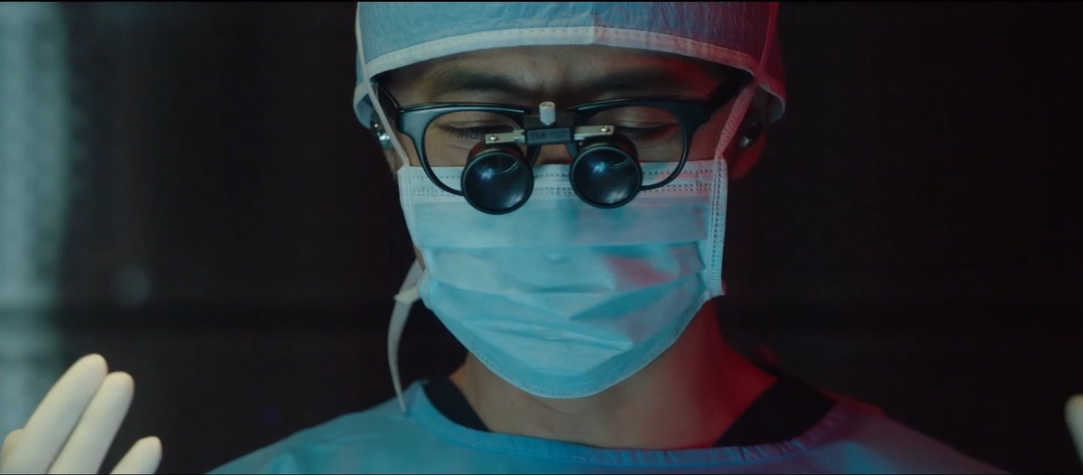 Кадры из титров сериала «Мышь»