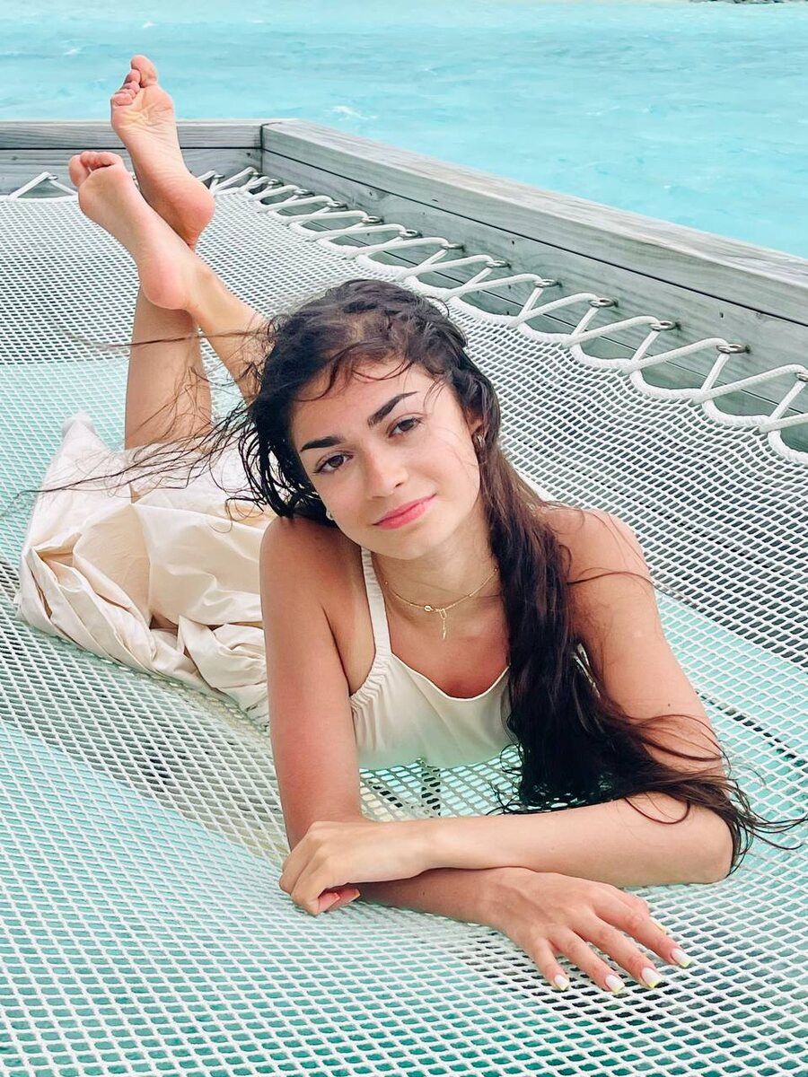 Аделия Петросян. Фото: телеграм-канал фигуристки Аделии Петросян.