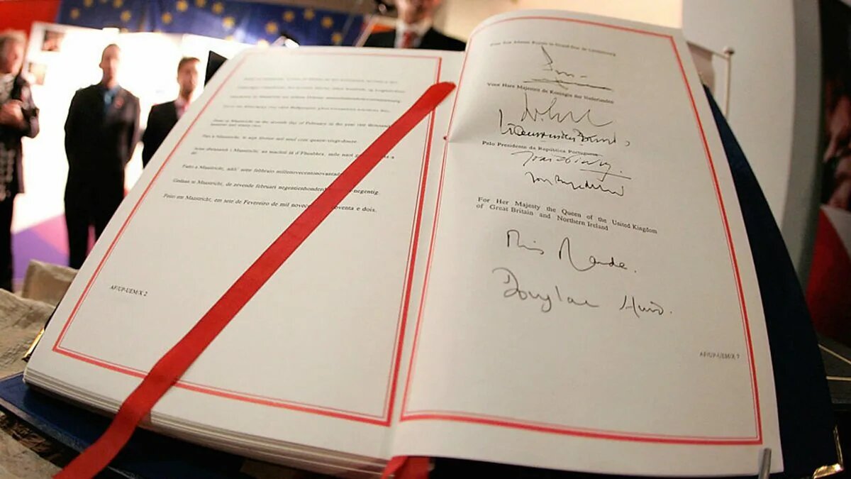 Маастрихтский договор, положивший начало ЕС