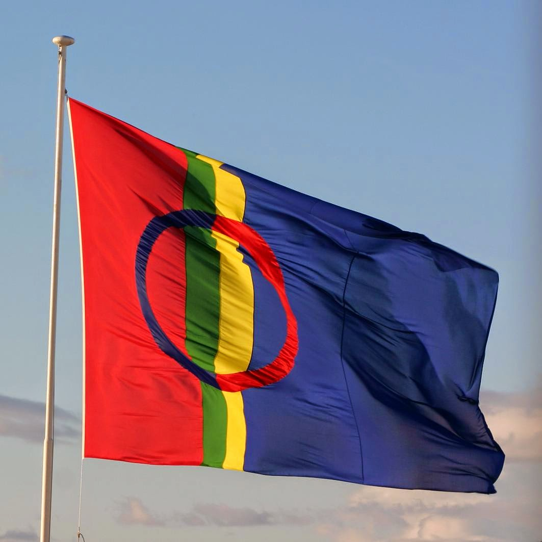 Национальный флаг саамов