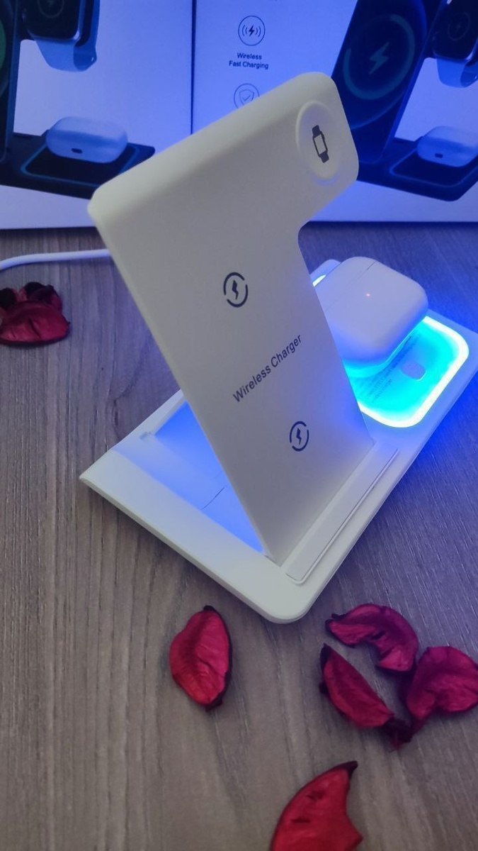 Беспроводная зарядка 3 в 1