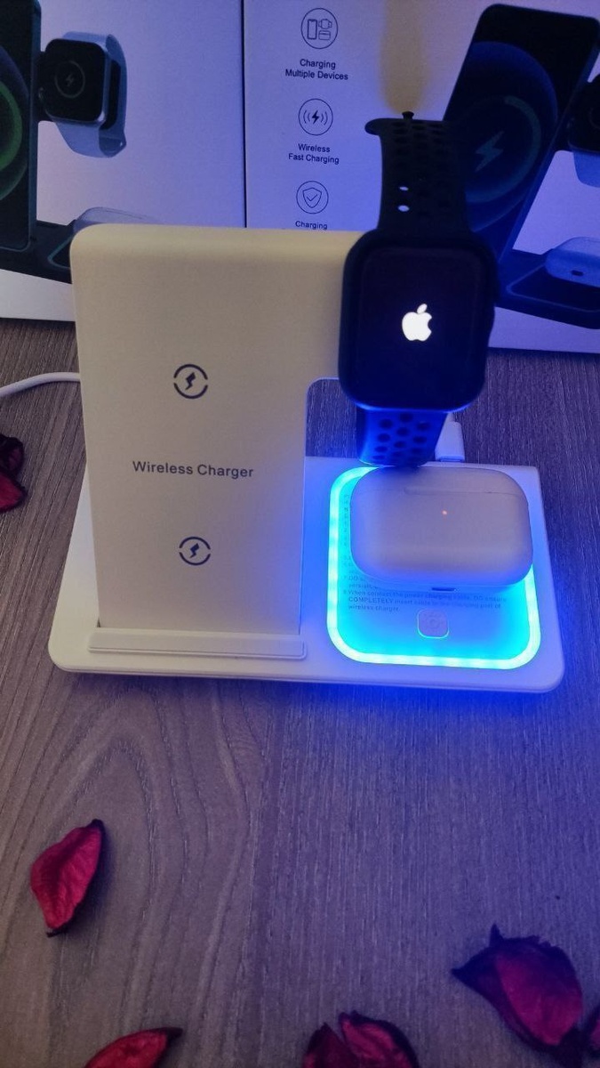 Беспроводная зарядка 3 в 1