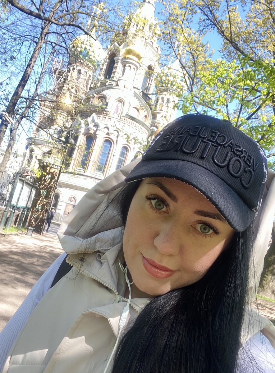 По пути. Рядом со Спасом на Крови. 